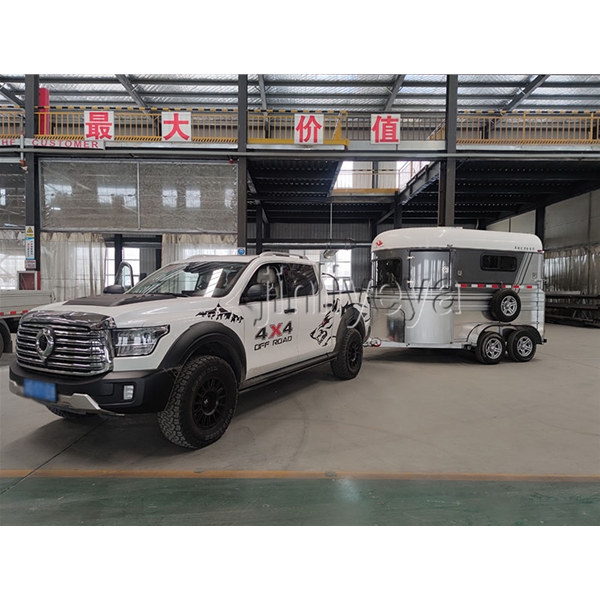 福建拖挂运马车