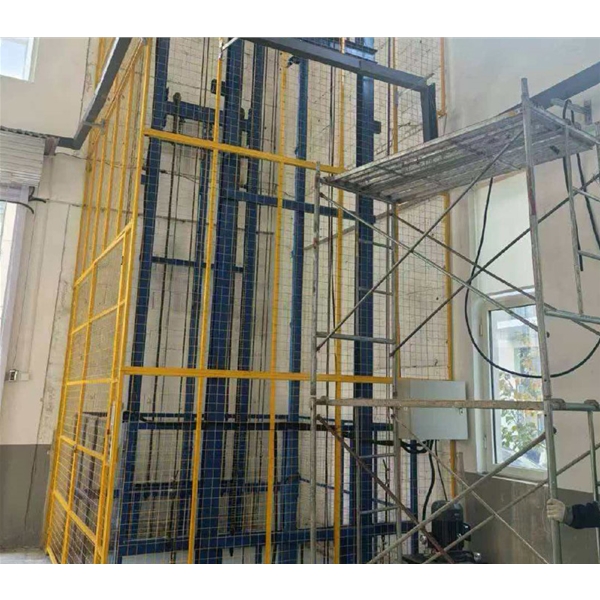 福建导轨式升降货梯